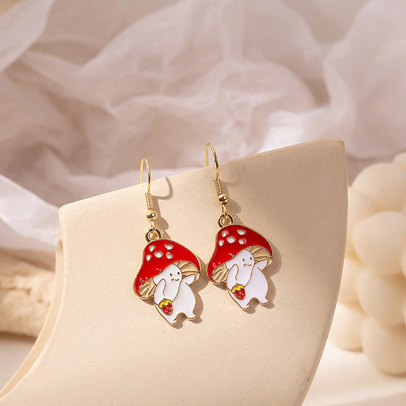 Unique Earring for Women Cute Three Mushroom Shape Sweet Gold Color Drop Earrings New Design Trendy Ear Jewelry