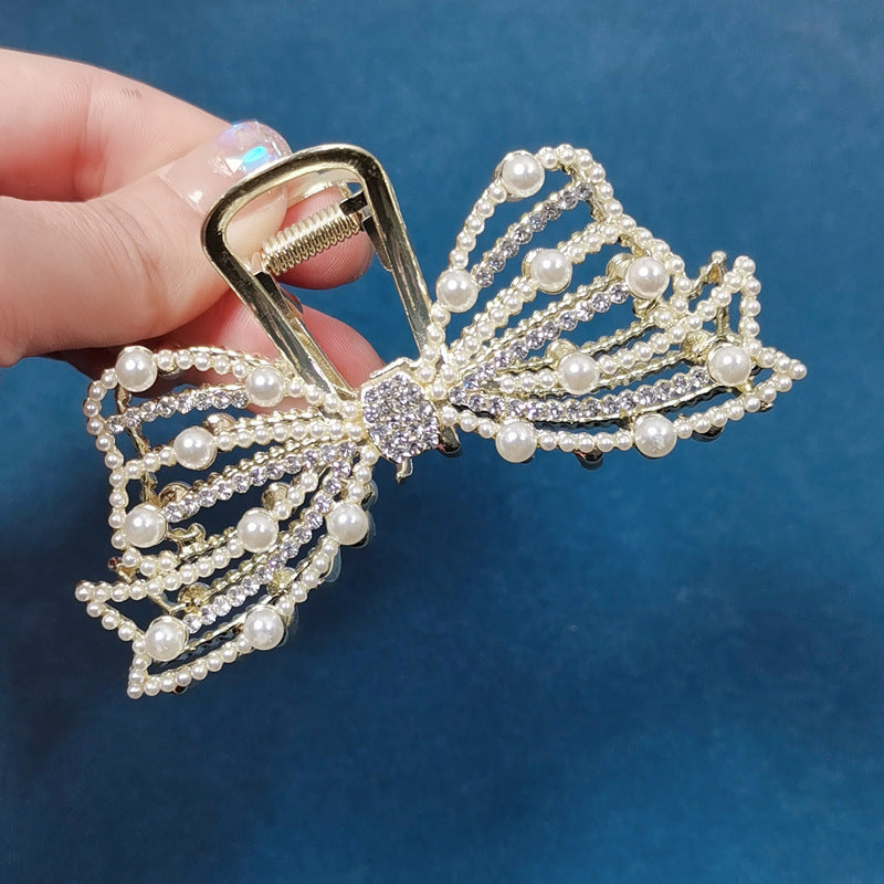 Pearl Diamond Bowknot Large Shark  Clamp