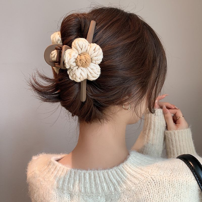 Wool Flower Grip Elegant Barrettes Women's High-end Clip On The Back Of The Head